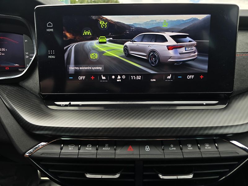 Škoda Octavia 2.0 TDI 147 KW DSG 4x4 RS ČR! - fotka 26 z 34