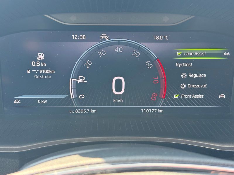 Škoda Fabia (2021) Style 1.0 TSI 81kW - fotka 8 z 23
