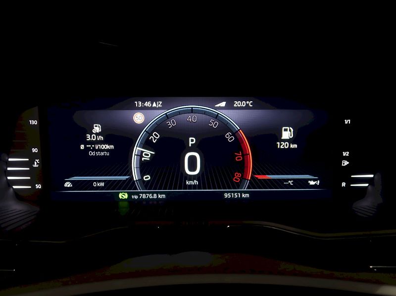 Škoda Superb (2023) LAURIN&KLEMENT 2.0TSI 206KW 4x - fotka 21 z 47