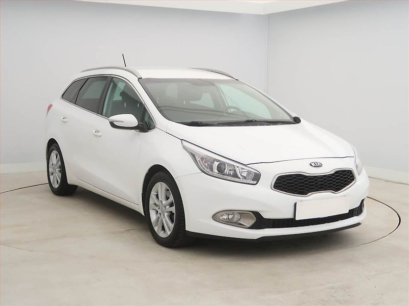 Kia Ceed (2016) 1.6 CRDi, Serv.kniha, Navi - fotografie inzerátu