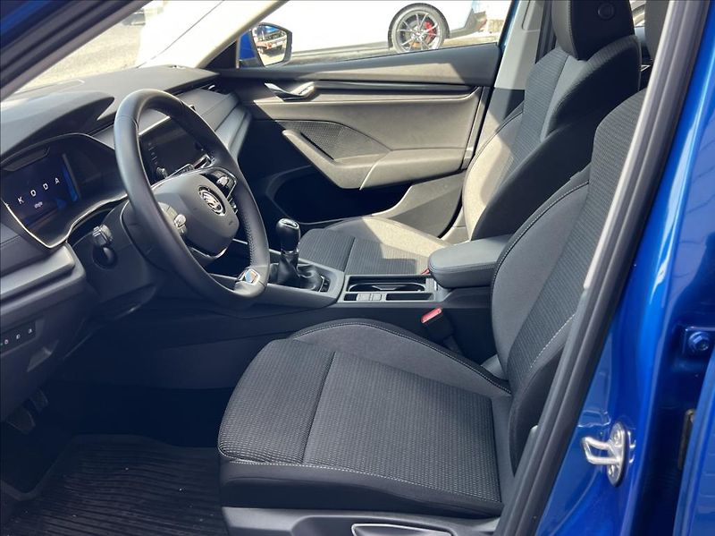 Škoda Octavia 2,0 TDi Ambition LED záruka - fotka 10 z 28