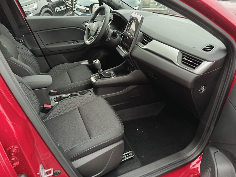 Renault Symbioz (2025) evolution mild hybrid 140 - fotka 22 z 29