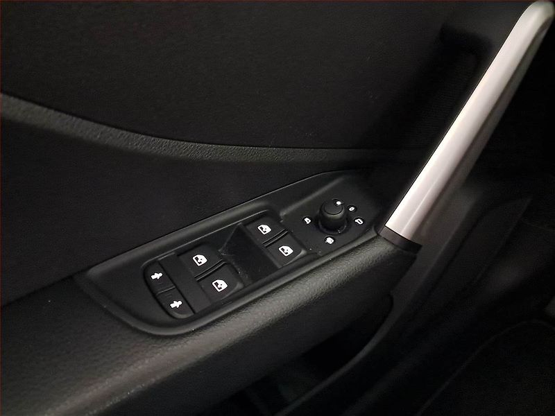 Audi Q2 (2020) 35 TFSI - fotka 16 z 23