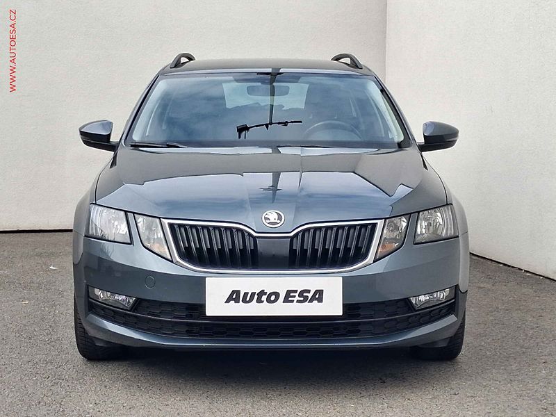 Škoda Octavia (2020) 1.5 TSi, Ambition, navi, - fotka 2 z 20
