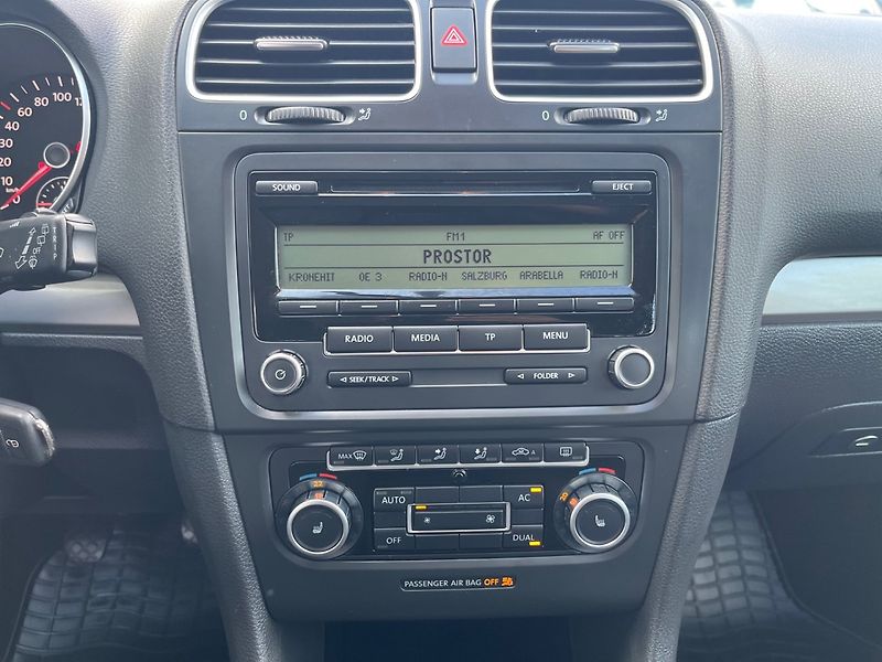 Volkswagen Golf (2010) 1.4 i Velmi pěkný - fotka 10 z 19
