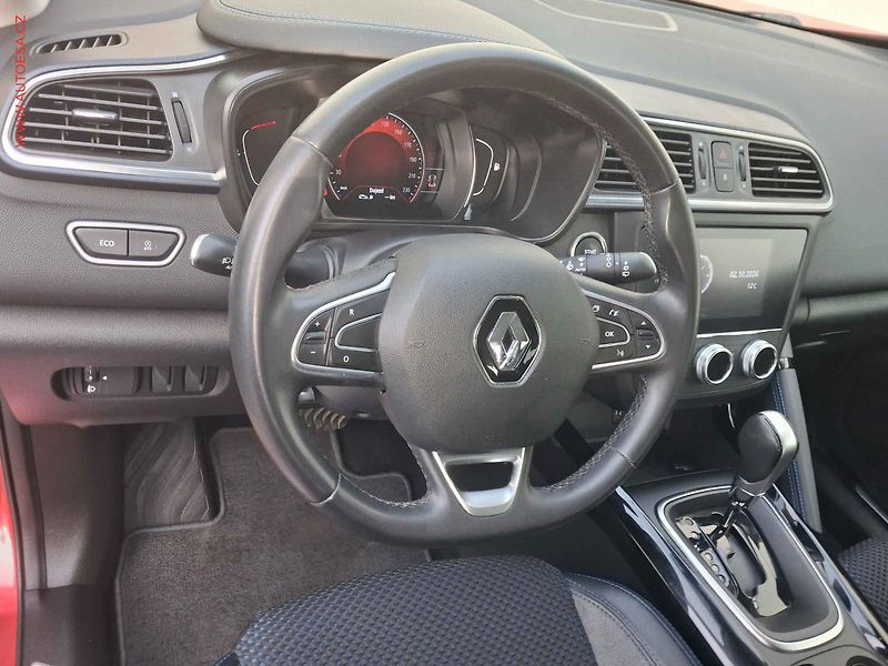 Renault Kadjar (2021) 1.3 TCe, Limited, AT, kamera - fotka 12 z 19