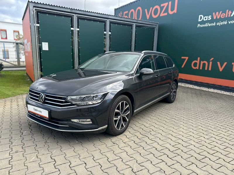 Volkswagen Passat (2023) VARIANT ELEGANCE 2.0TDI 110KW - fotka 17 z 23
