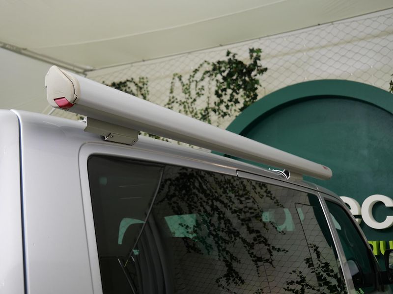 Volkswagen Multivan - fotka 12 z 29