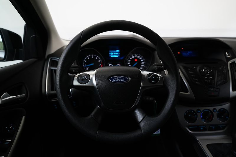 Ford Focus - fotka 17 z 25