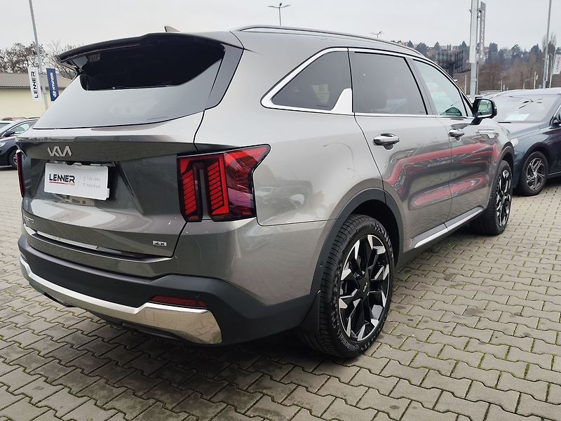 Kia Sorento 2.2 CRDI/142kW Top DCT 4x4 - fotka 5 z 37