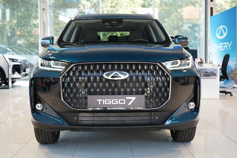 Chery Tiggo 7 PHEV (2026) UNIQUE 1.5 TGDI HEV - fotka 2 z 43