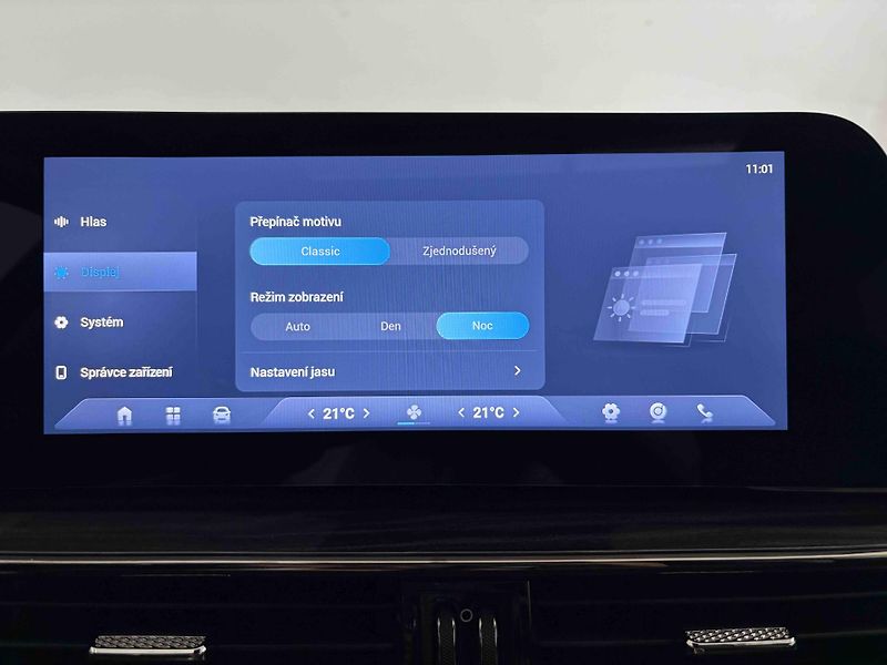 Omoda 5 (2025) 1.6 Premium 108 kW - fotka 42 z 49