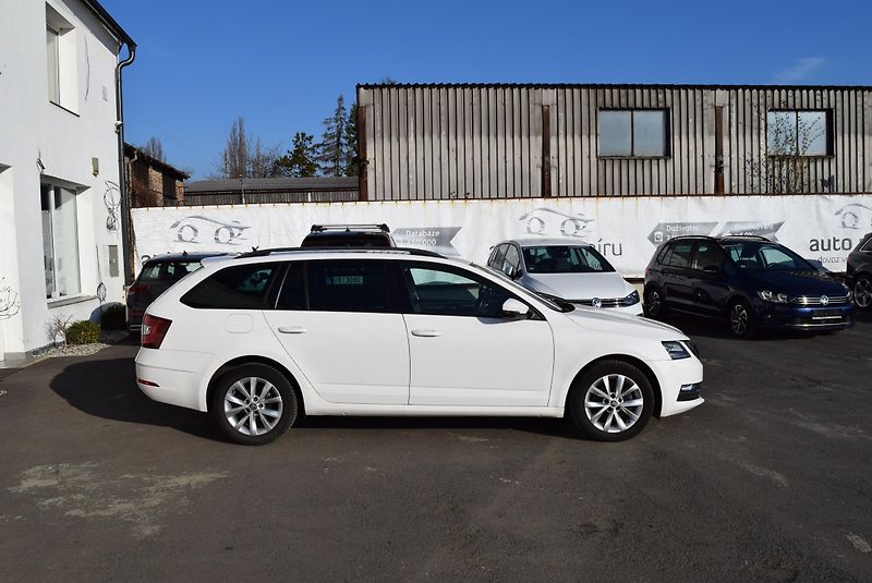 Škoda Octavia (2020) 1.5TSI 110kwSTYLE FULL LED NAV - fotka 7 z 48