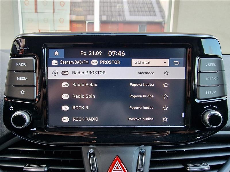 Hyundai i30 1.0 T-GDI Comfort,ČR,1.Maj. - fotka 24 z 50