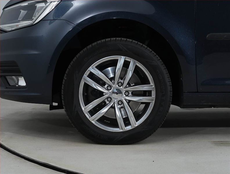 Volkswagen Caddy (2019) 1.4 TSI, 5Míst, ČR, 1Maj - fotka 14 z 19