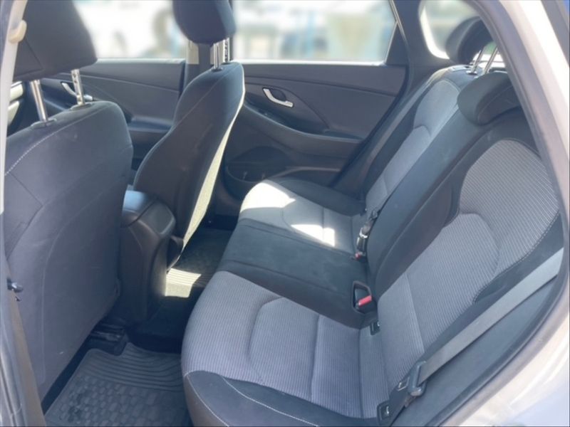 Hyundai i30 1,0 TGDI 120 Comfort - fotka 8 z 11