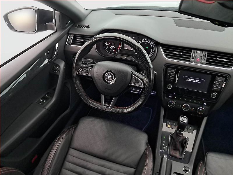 Škoda Octavia (2016) RS 2.0 TSI, Automat - fotka 7 z 23