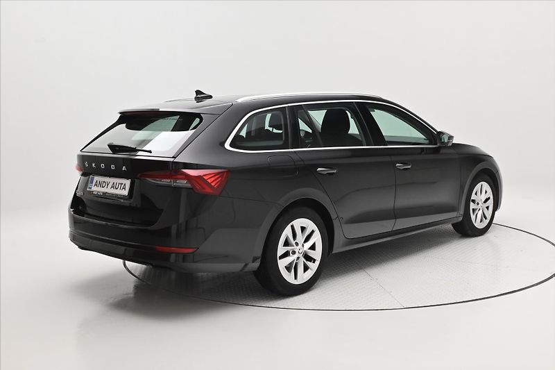 Škoda Octavia 2,0 TDI 110 kW DSG Style Záruk - fotka 5 z 31
