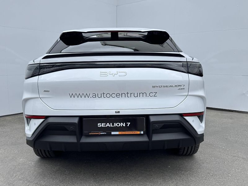 BYD Sealion 7 (2026) Design AWD 82 kWh - fotka 5 z 33