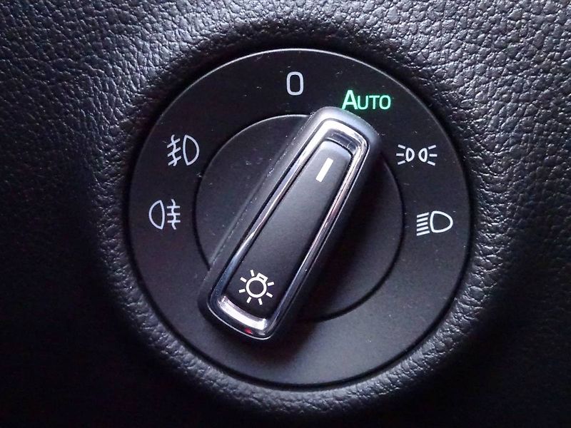 Škoda Superb (2022) 2,0TDi /110kW DSG Ambition - fotka 6 z 26