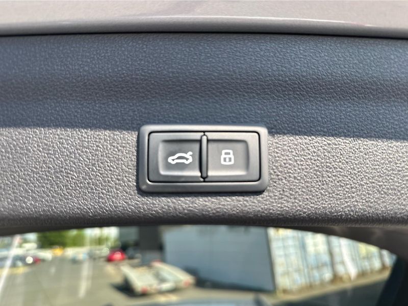 Audi A6 Allroad 3,0 TDi 253 kW - fotka 16 z 24