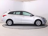 Hyundai i30 (2016) Comfort 1.6 CRDi, Serv.kniha - náhled 6