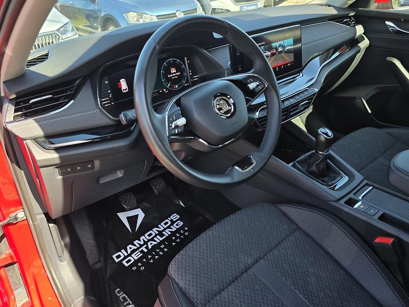 Škoda Octavia 2.0TDI 110KW STYLE+ NEHAVAR ČR - fotka 12 z 39