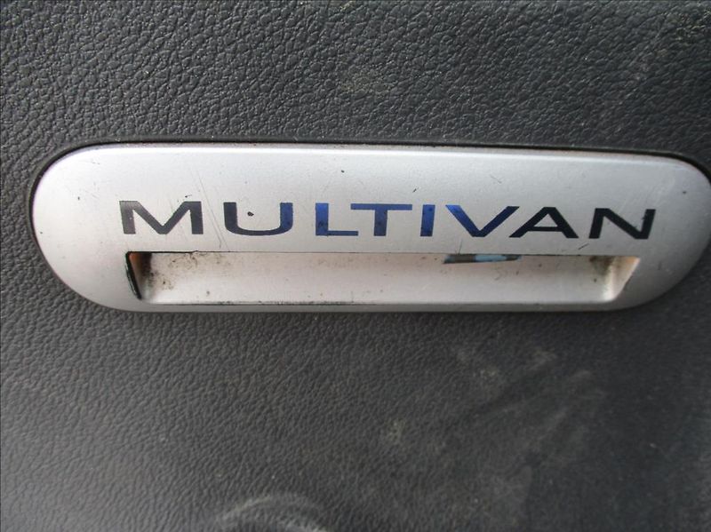 Volkswagen Multivan 2,5 TDI,4x4,aut.klima,servis, - fotka 24 z 38
