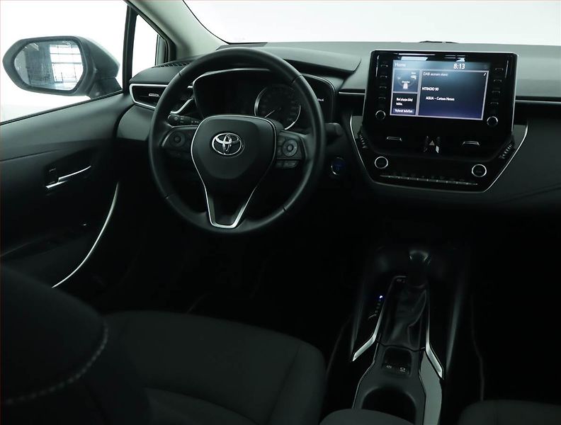 Toyota Corolla (2023) Active 1.8 Hybrid - fotka 7 z 16