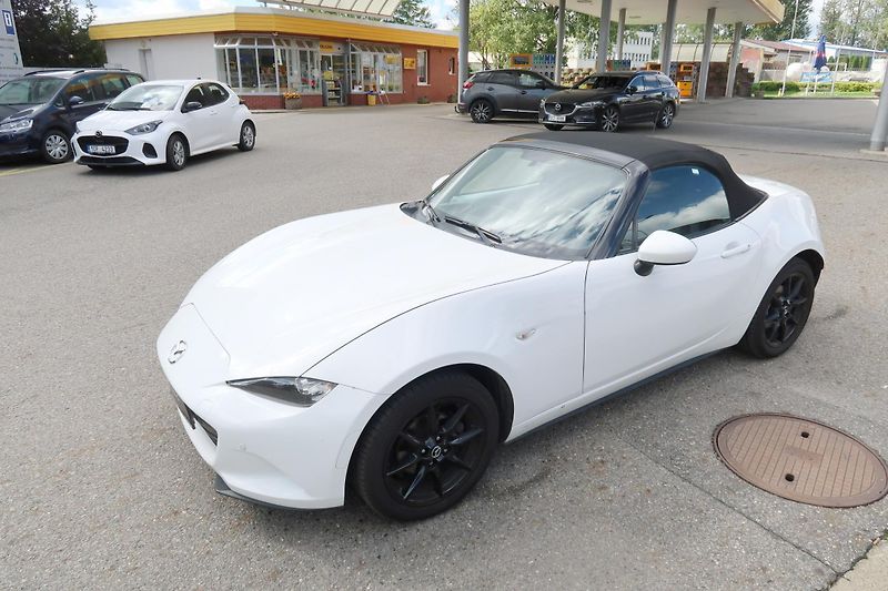 Mazda MX-5 1,5 G130 Centr-Line, kam.,NAVI - fotka 9 z 30