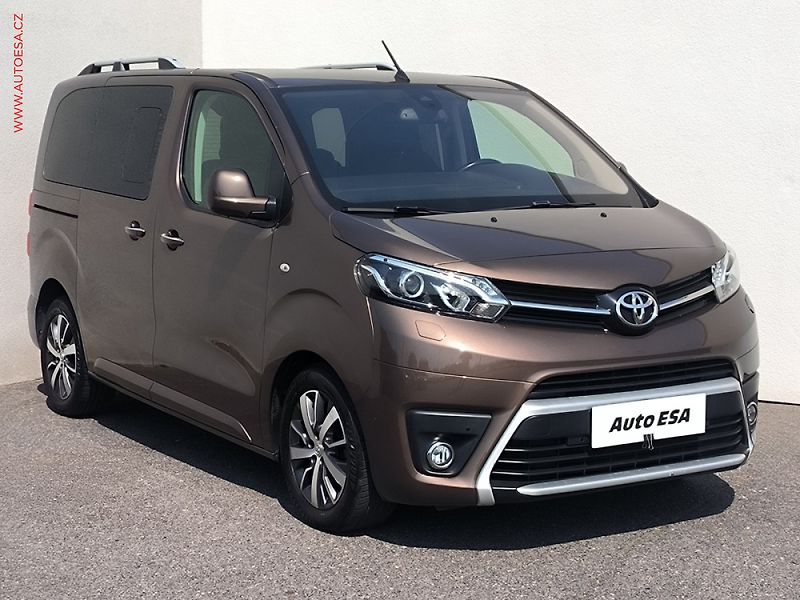 Toyota ProAce Verso (2022) 2.0D-4D L3, 1.maj,ČR, VIP - fotka 1 z 3