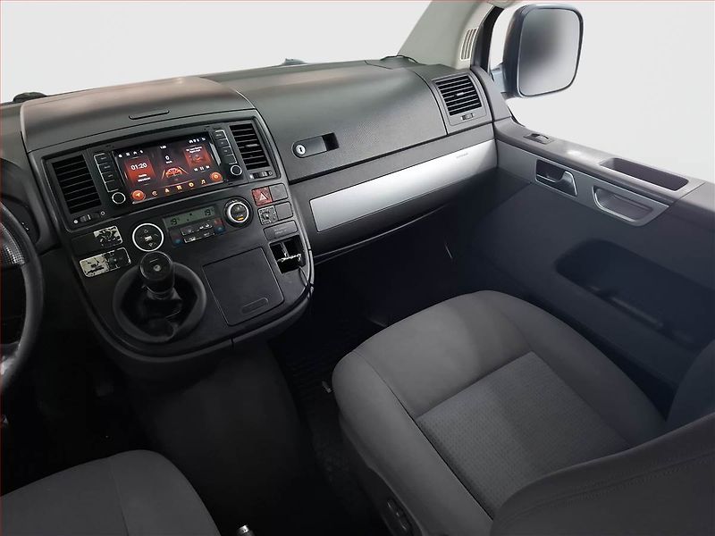 Volkswagen Multivan (2003) Comfortline 2.5 TDI - fotka 8 z 14