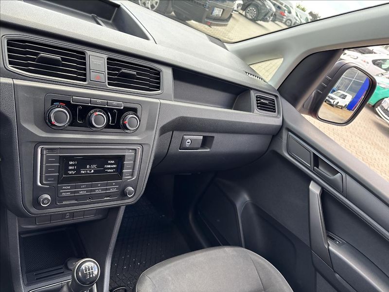 Volkswagen Caddy 1,4 TGI 81kW CNG Maxi Dílna - fotka 36 z 37