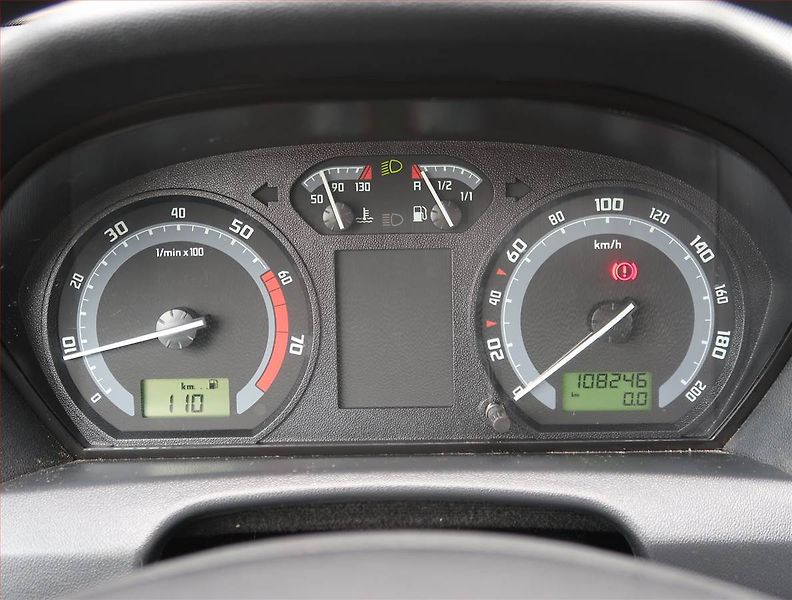 Škoda Fabia (2006) 1.2, jezdí dobře - fotka 11 z 15
