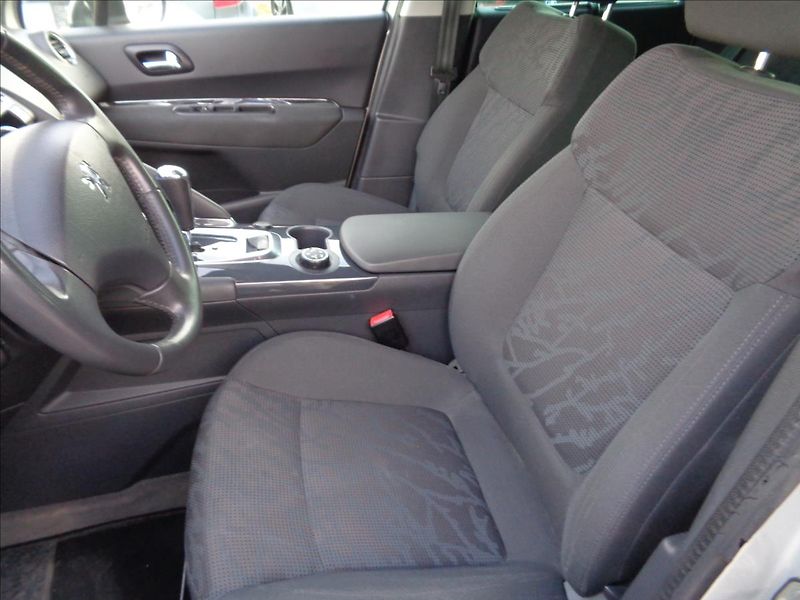 Peugeot 3008 1,6 HDI  Automat - fotka 19 z 25