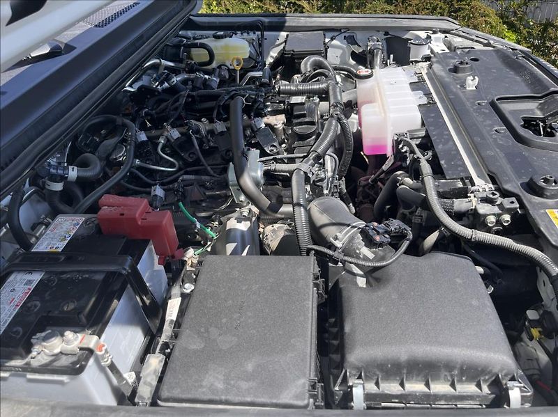 Toyota Land Cruiser 250 2,4i T 8AT Allrounder SE 7 - fotka 35 z 36