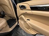 Porsche Cayenne (2012) 3.0 V6 TDI/180kW * ČR *2.Maj.  - náhled 24