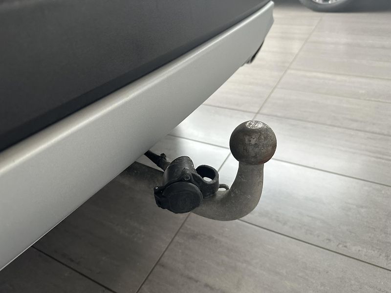 Ford Kuga Titanium X 2.5i HEV 190k aut - fotka 39 z 39