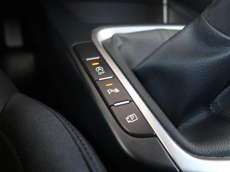 Kia Ceed (2022) Silver 1.0 T-GDI, Serv.kniha - fotka 16 z 17