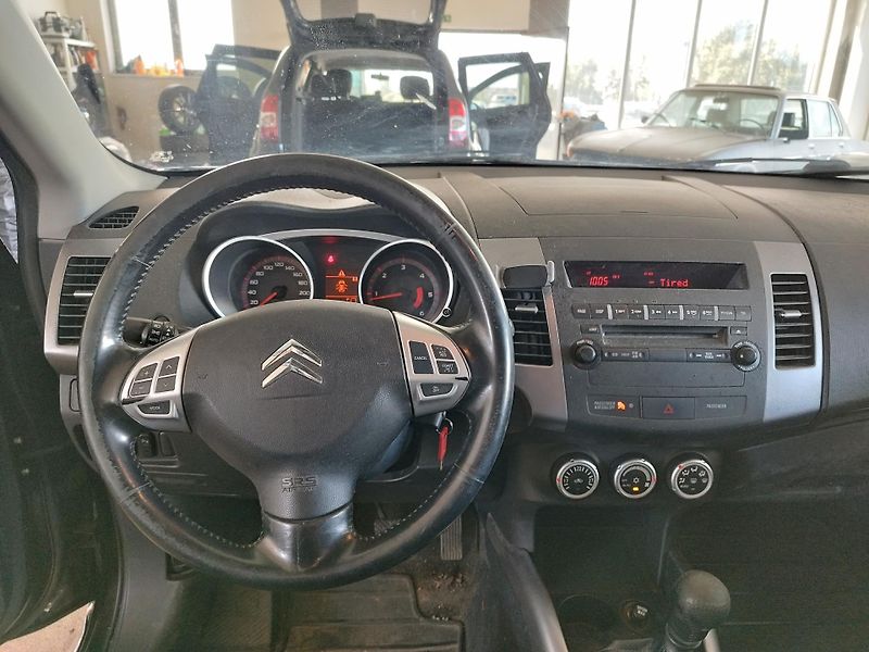 Citroën C-Crosser (2008) 2,2HDI,115KW,7MÍST,XEN,ALU,TAŽ - fotka 22 z 34