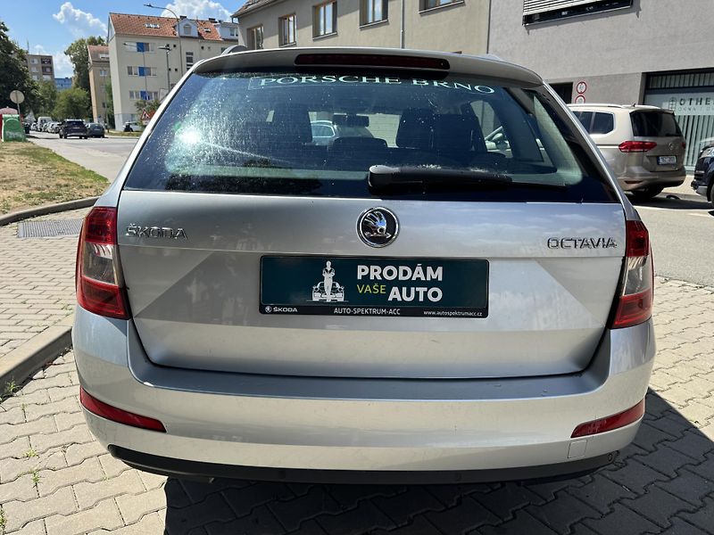 Škoda Octavia 2.0 TDi ČR digi klima - fotka 5 z 16