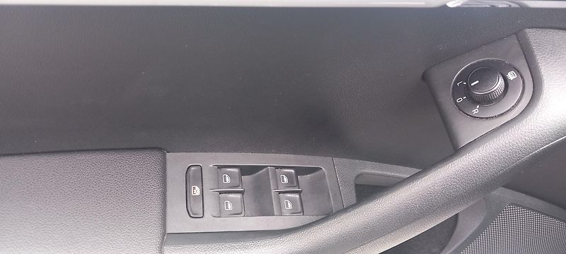 Škoda Octavia 1.4 TSI Ambition 103kW - fotka 19 z 26