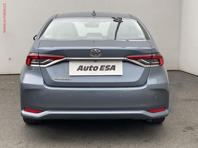 Toyota Corolla (2023) 1.5 VVT-i, ČR, Comfort - fotka 5 z 20