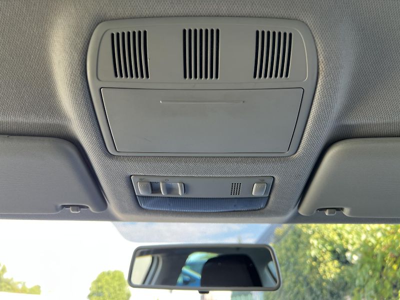 Škoda Rapid 1.4TSi 90kw DSG KLIMA ALU ČR - fotka 18 z 38