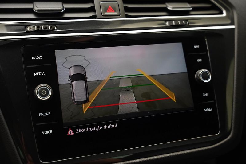 Volkswagen Tiguan - fotka 19 z 25