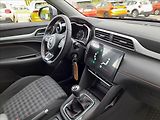 MG ZS 1,5 DVVT Essential - náhled 18
