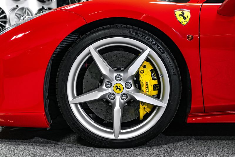 Ferrari 488 GTB NOVITEC/CARBON/LIFT/ZÁRUKA - fotka 6 z 20