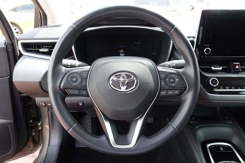 Toyota Corolla 1.5TNGA 125 - 6 MT Comfort + S - fotka 17 z 32