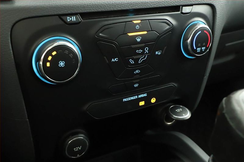 Ford Ranger (2016) 2.2 TDCi, 4X4, Tempomat - fotka 10 z 14