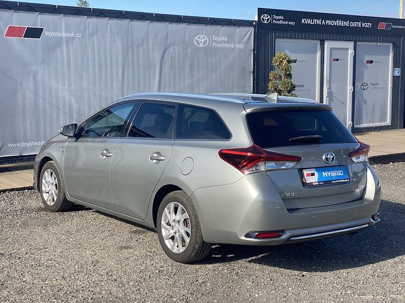 Toyota Auris 1.8HSD, ČR, Executive, záruka - fotka 5 z 20